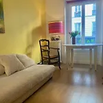 Bright Apartment - Near Green Space